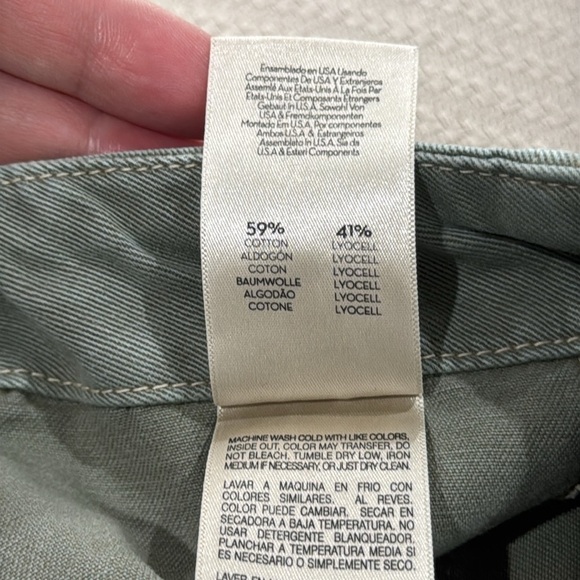 MOTHER The Patch Pocket Wide Leg Jeans - Picture 14 of 14